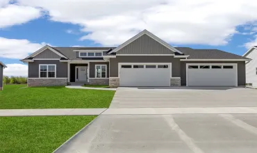Hiawatha, Iowa 52233, Residential, Sale, MLS #2602980