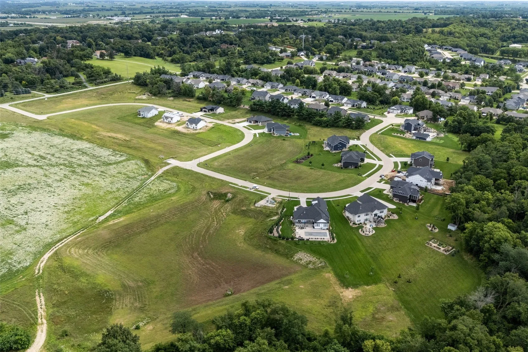 3678 Mclain Way, Hiawatha, Iowa 52233 – Property Featured Image