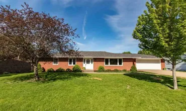Kalona, Iowa 52247-9495, Residential, Sale, MLS #202603146
