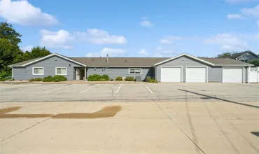 Cedar Rapids, Iowa 52403, Commercial, Sale, MLS #202506095