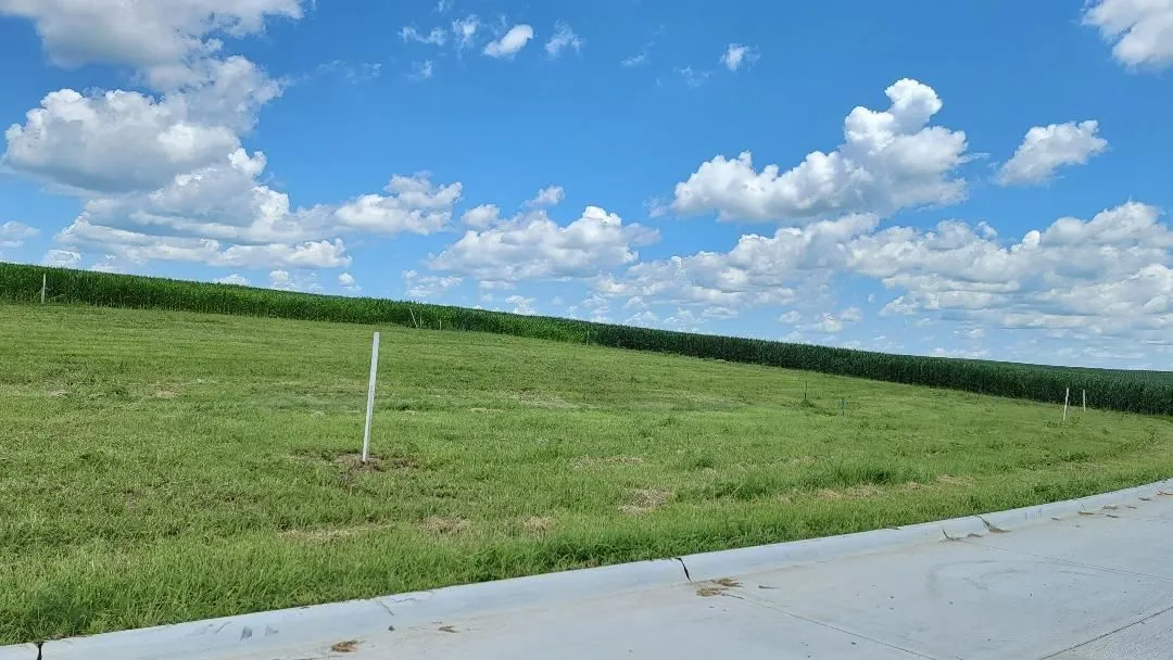 4 Lot Parkview Ln, Tipton, Iowa 52772 – Property Featured Image
