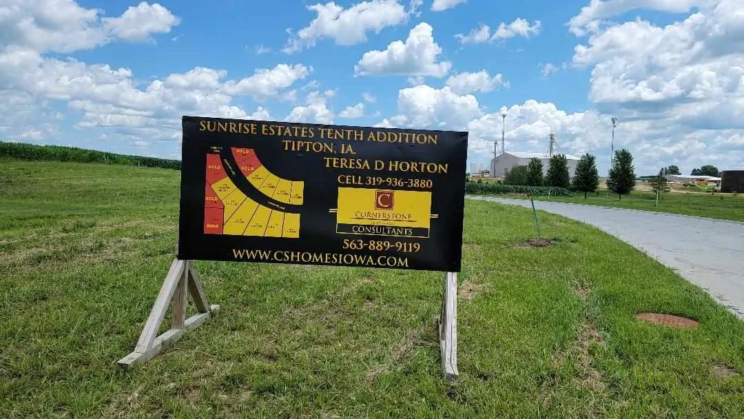 1 Lot Parkview Ln, Tipton, Iowa 52772 – Property Featured Image