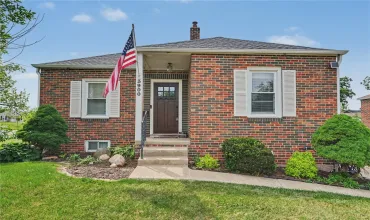 Cedar Rapids, Iowa 52402, Residential, Sale, MLS #2603778