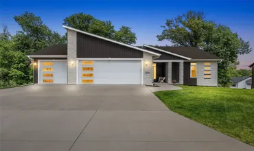 Hiawatha, Iowa 52233, Residential, Sale, MLS #2603842