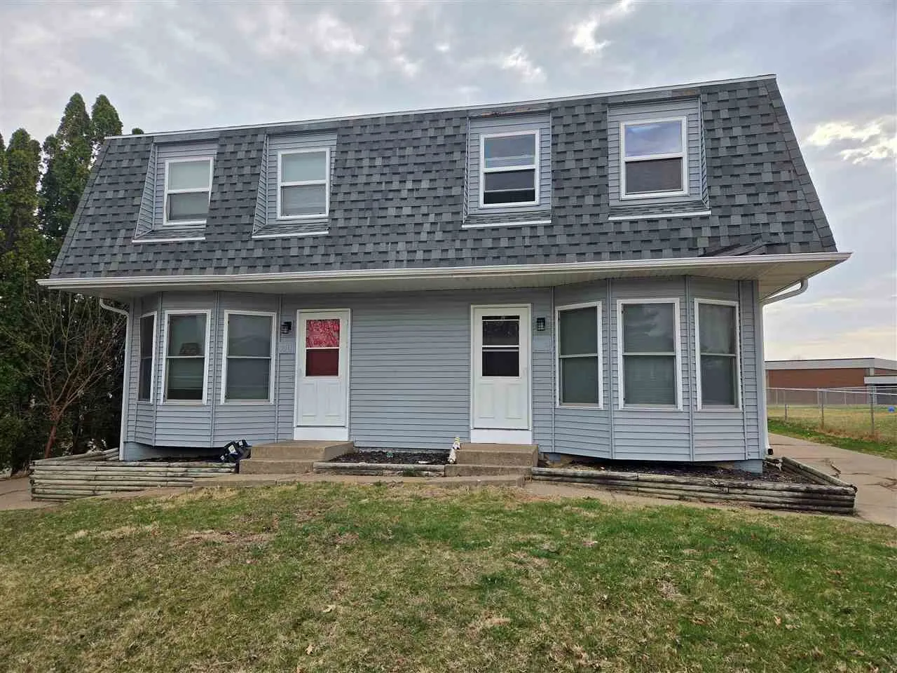 5511 N Linwood Av Unit 5509, Davenport, Iowa 52806 – Property Featured Image