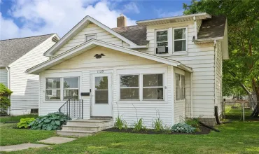 Cedar Rapids, Iowa 52404, Residential, Sale, MLS #2604027