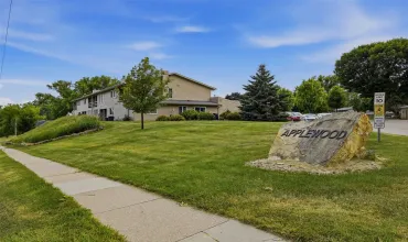 Cedar Rapids, Iowa 52402, Residential, Sale, MLS #2604033