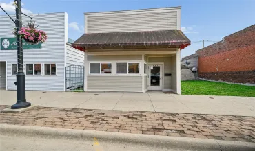 Prime location on Main Street Belle Plaine!