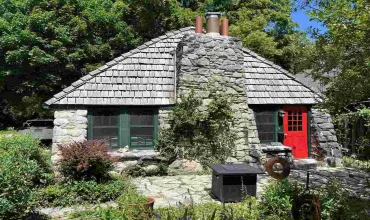Iowa City, Iowa 52240, Residential, Sale, MLS #202603782