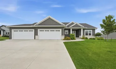 Hiawatha, Iowa 52233, Residential, Sale, MLS #202603804