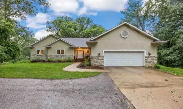 Iowa City, Iowa 52240, Residential, Sale, MLS #202603815