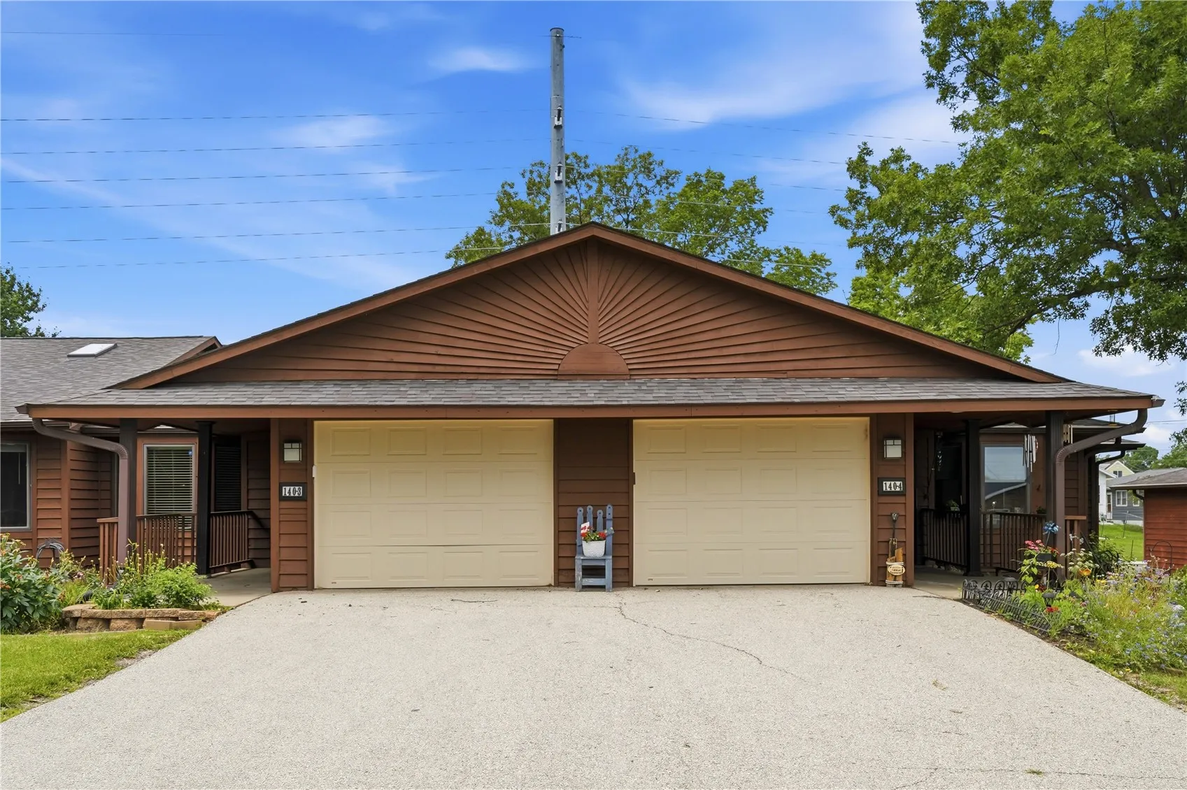 140 35th Street Dr SE Unit 4, Cedar Rapids, Iowa 52403 – Property Featured Image
