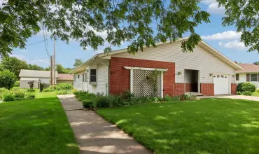 Marengo, Iowa 52301, Residential, Sale, MLS #202604027