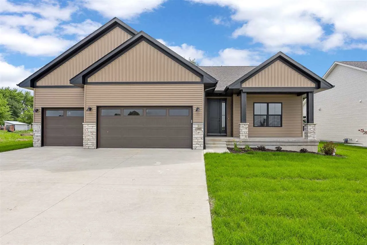 1280 Morrison St, North Liberty, Iowa 52317 – Property Featured Image