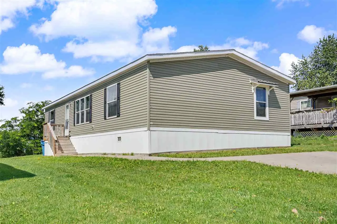 3701 2nd st LOT 59, Coralville, Iowa 52241 – Property Featured Image
