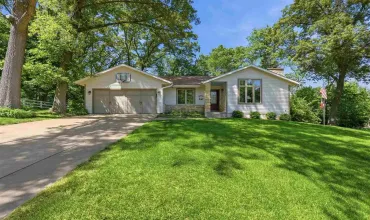 Iowa City, Iowa 52240, Residential, Sale, MLS #202604126
