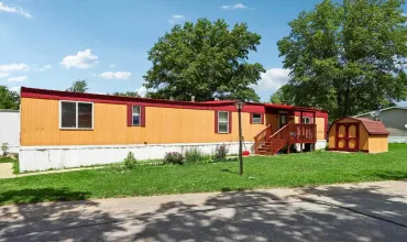 Iowa City, Iowa 52240, Residential, Sale, MLS #202604157