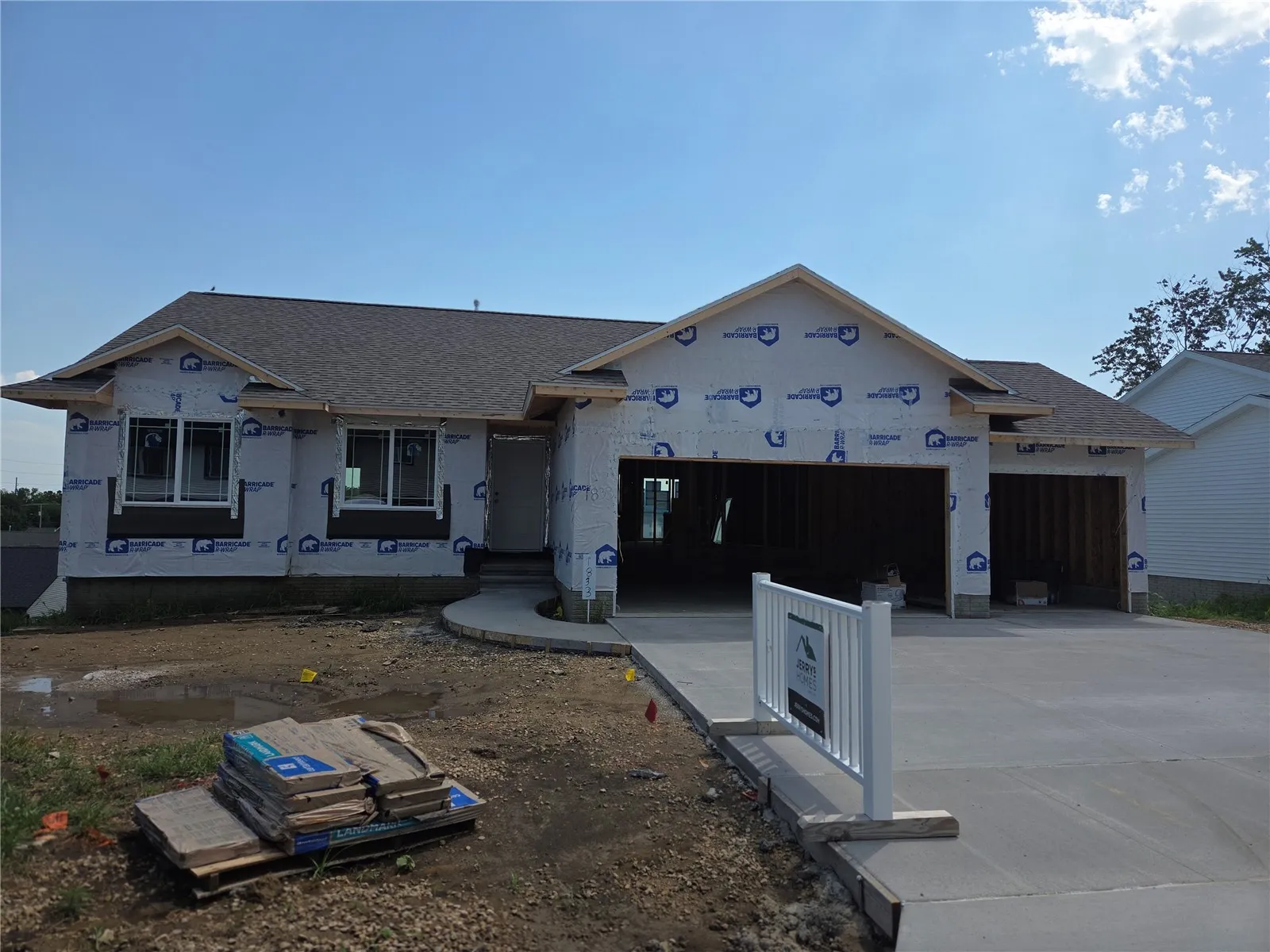 1833 Holly Meadow Avenue SW, Cedar Rapids, Iowa 52404 – Property Featured Image