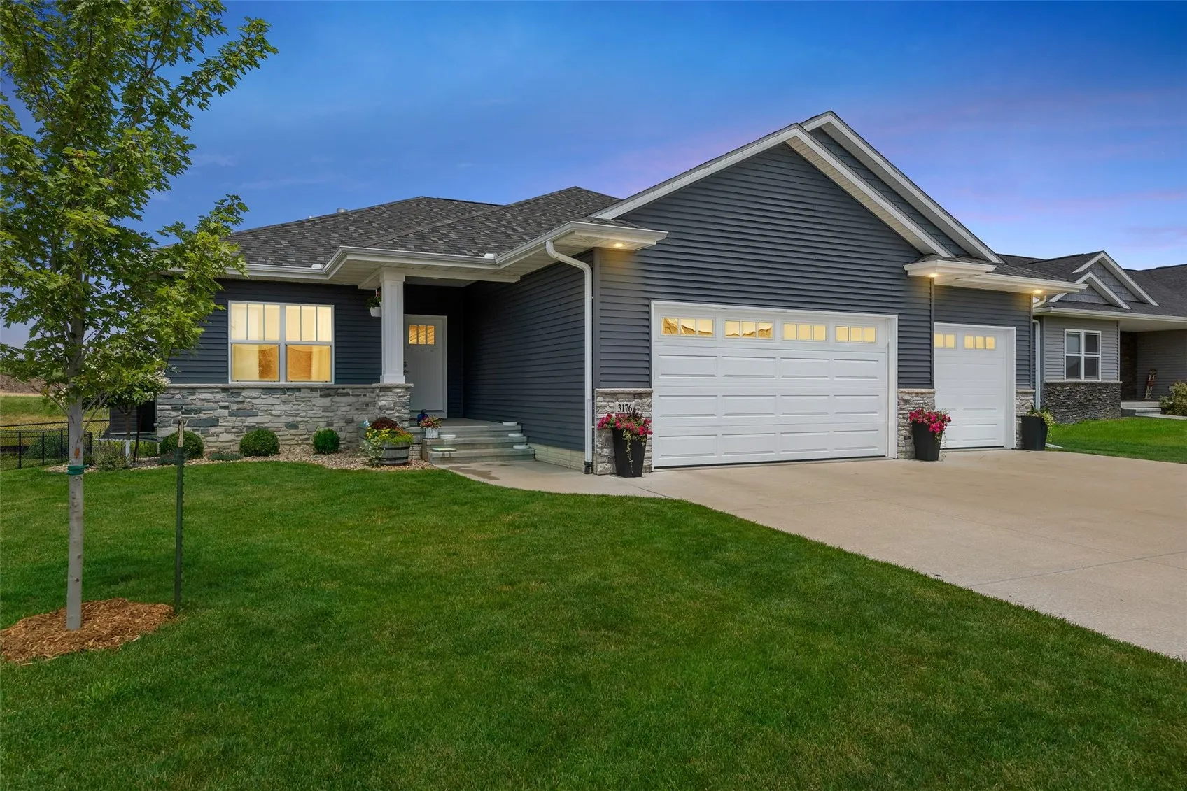 3176 Artesian Road, Marion, Iowa 52302 – Property Featured Image