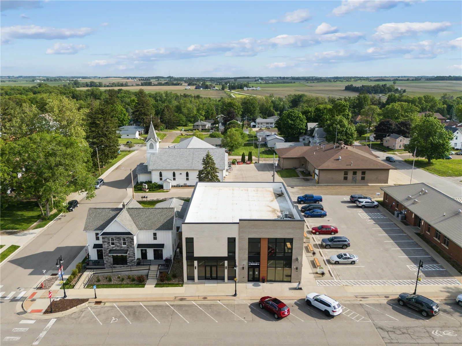 120 W Main Street Unit 1&2, Solon, Iowa 52333 – Property Featured Image