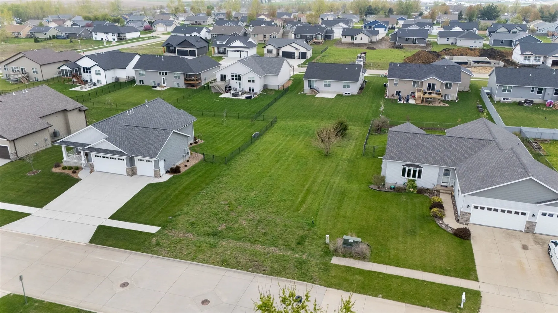 Robinwood Lane, Marion, Iowa 52302 – Property Featured Image