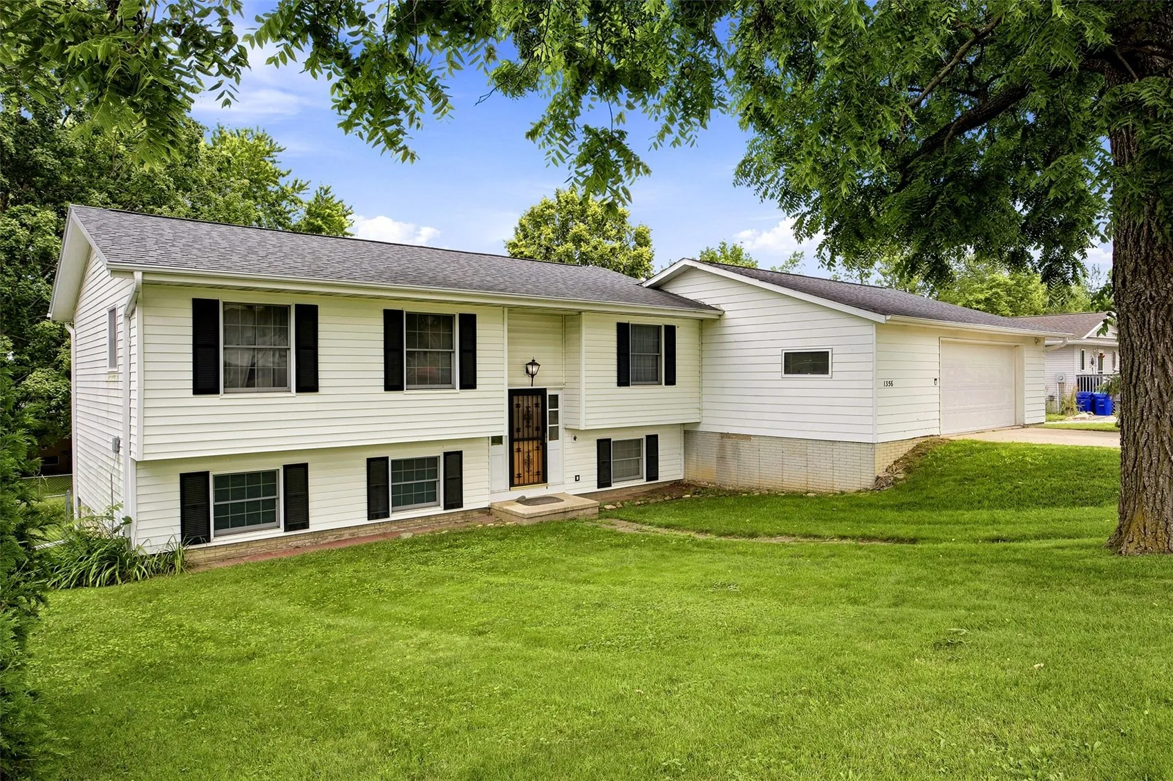 1356 Main Street, Center Point, Iowa 52213 – Property Featured Image