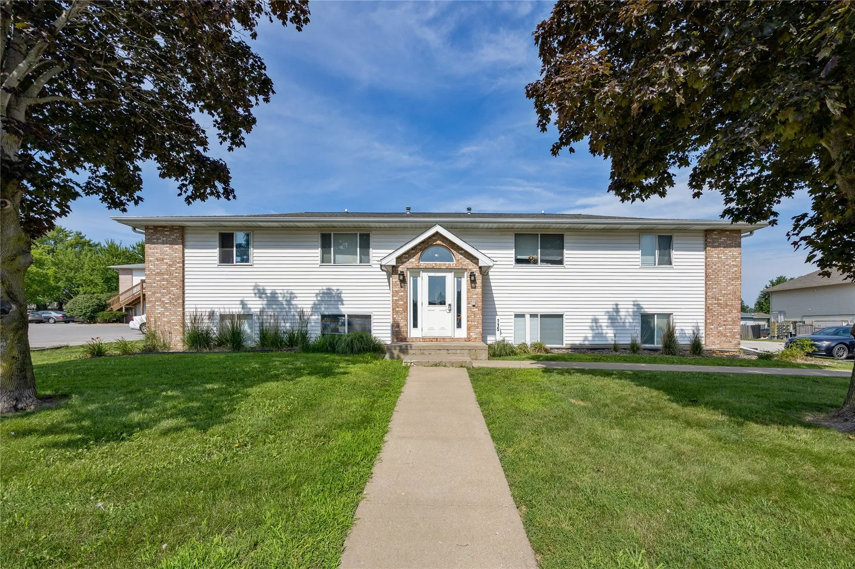 115 Sugar Creek Lane, North Liberty, Iowa 52317 – Property Featured Image