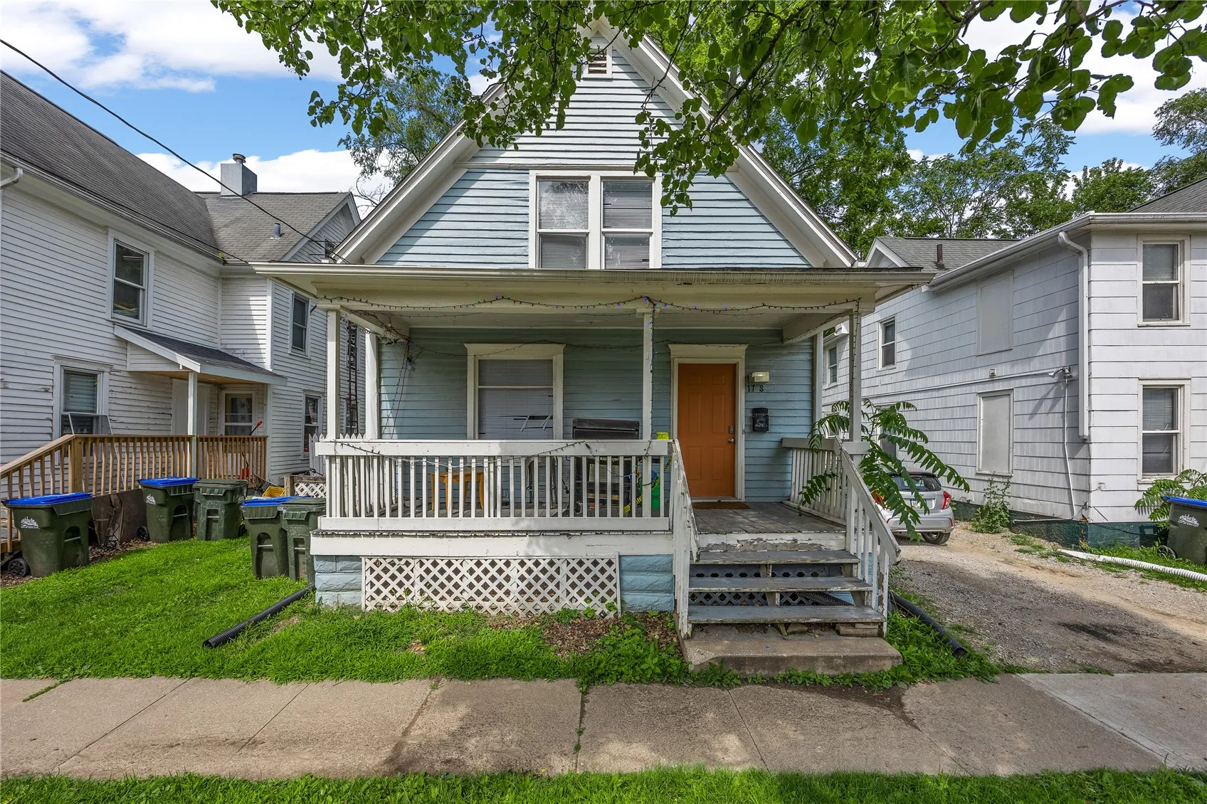 17 S Johnson Street, Iowa City, Iowa 52240 – Property Featured Image
