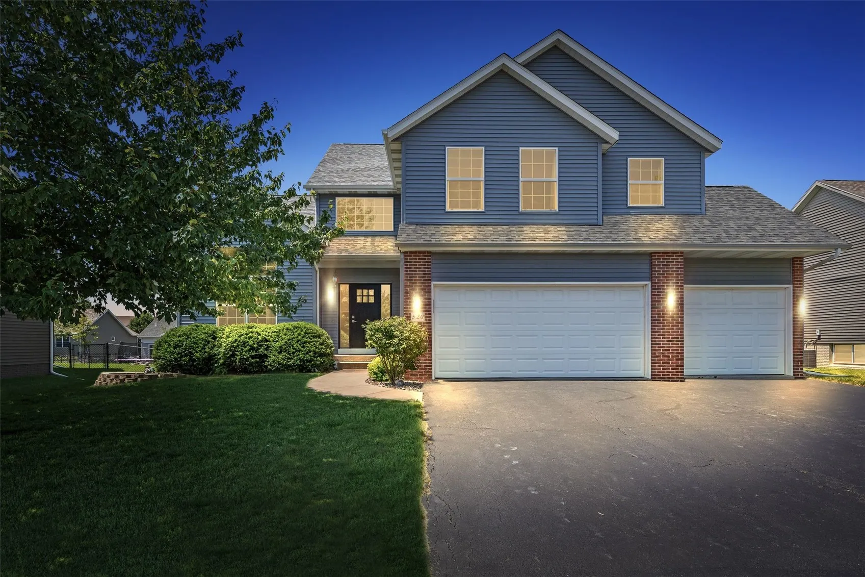 520 Westridge Drive SW, Cedar Rapids, Iowa 52404 – Property Featured Image
