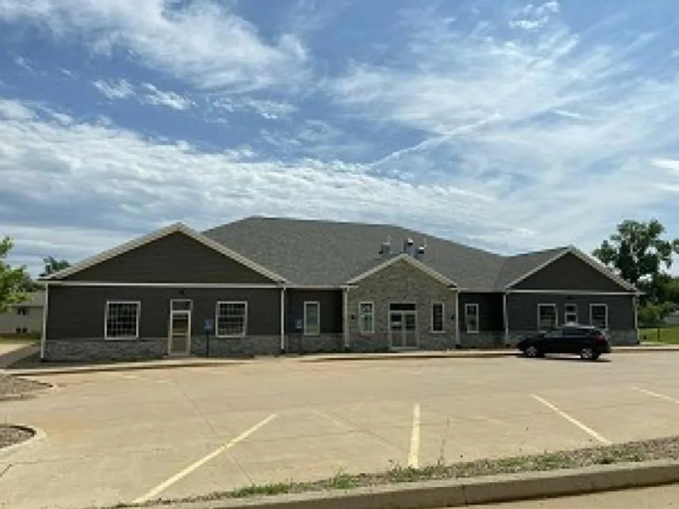 4820 Armar Dr SE, Cedar Rapids, Iowa 52403 – Property Featured Image