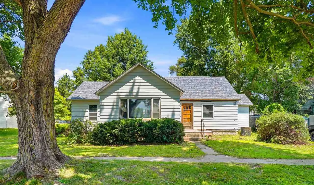 205 E Vine St, Crawfordsville, Iowa 52621 – Property Featured Image