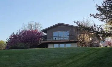 Iowa City, Iowa 52240, Residential, Sale, MLS #202604407