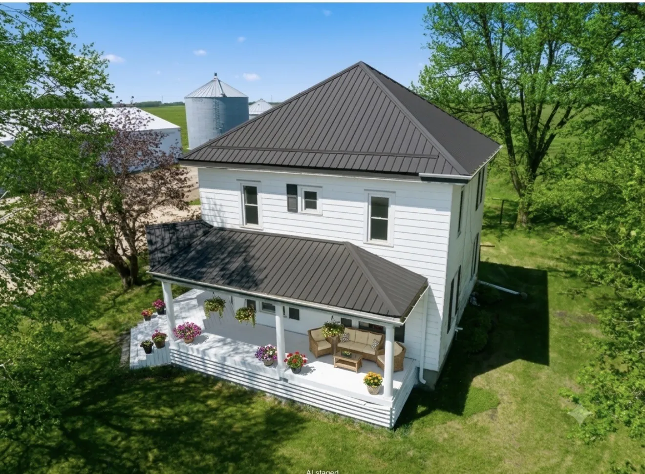 2921 220th Street, Winthrop, Iowa 50682 – Property Featured Image