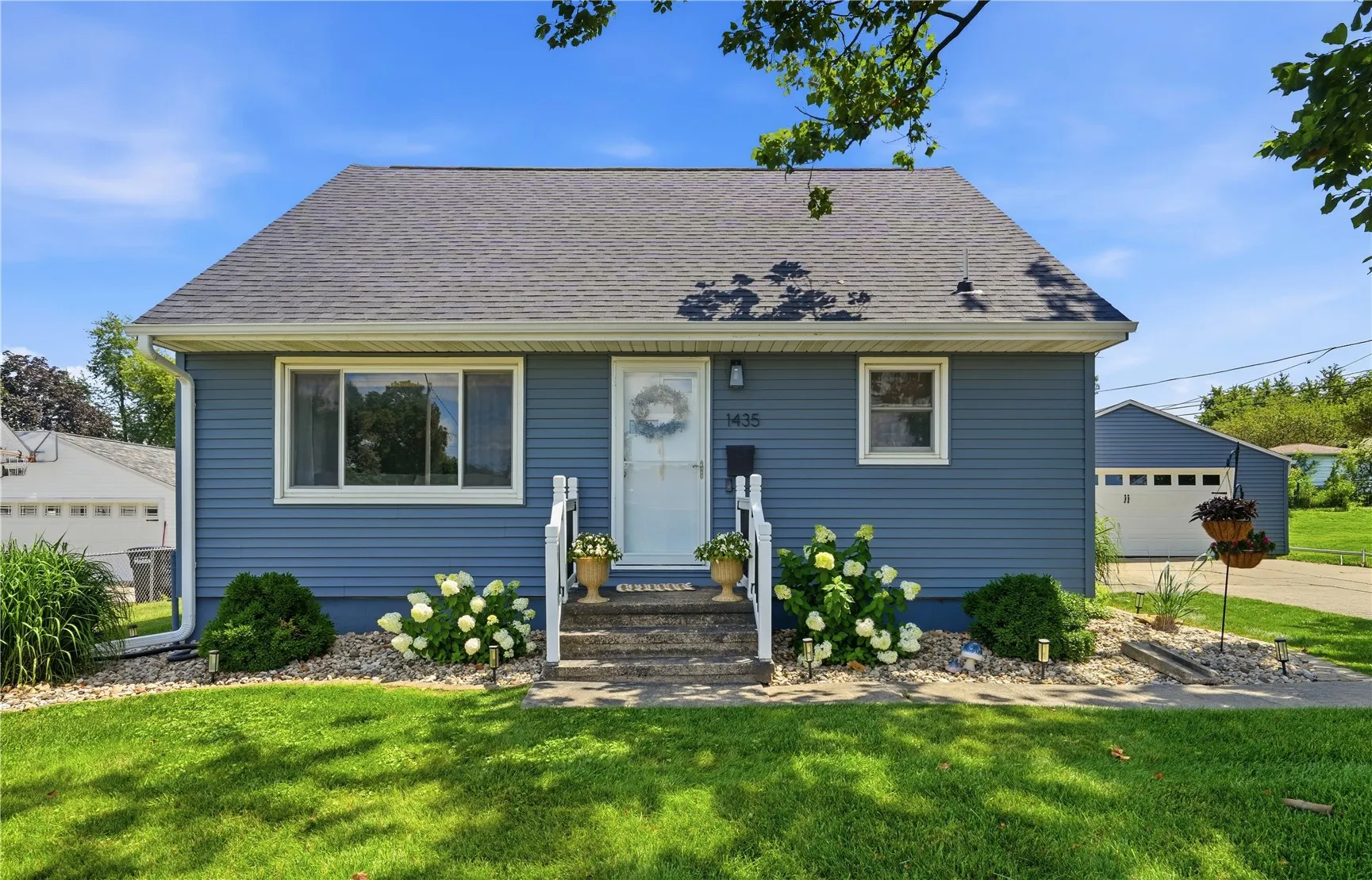 1435 26th Street, Marion, Iowa 52402 – Property Featured Image