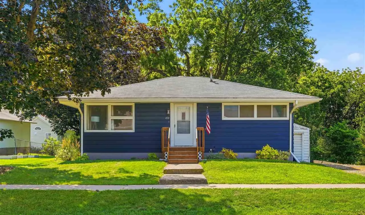 410 N Elm St., Riverside, Iowa 52327 – Property Featured Image