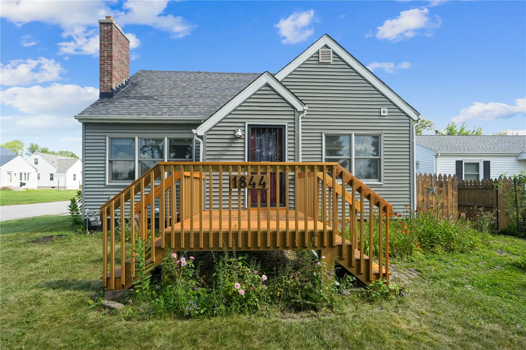 1844 B Avenue NW, Cedar Rapids, Iowa 52405 – Property Featured Image