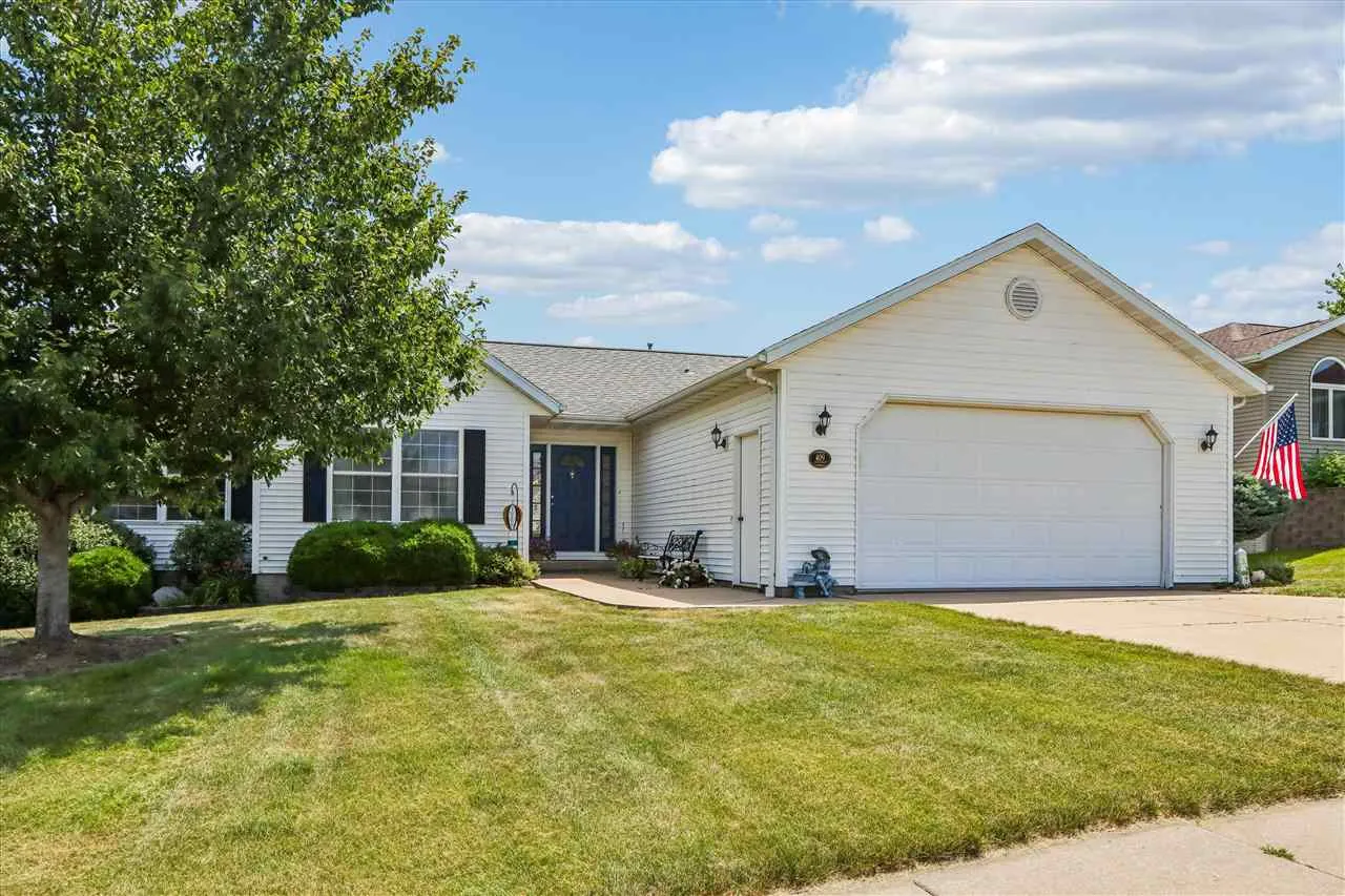 409 Page Street, Williamsburg, Iowa 52361 – Property Featured Image