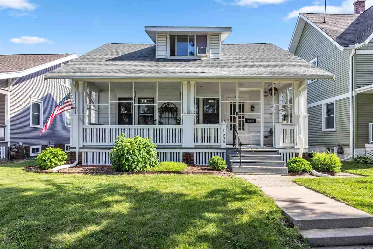 1536 7Th Ave SE, Cedar Rapids, Iowa 52403 – Property Featured Image
