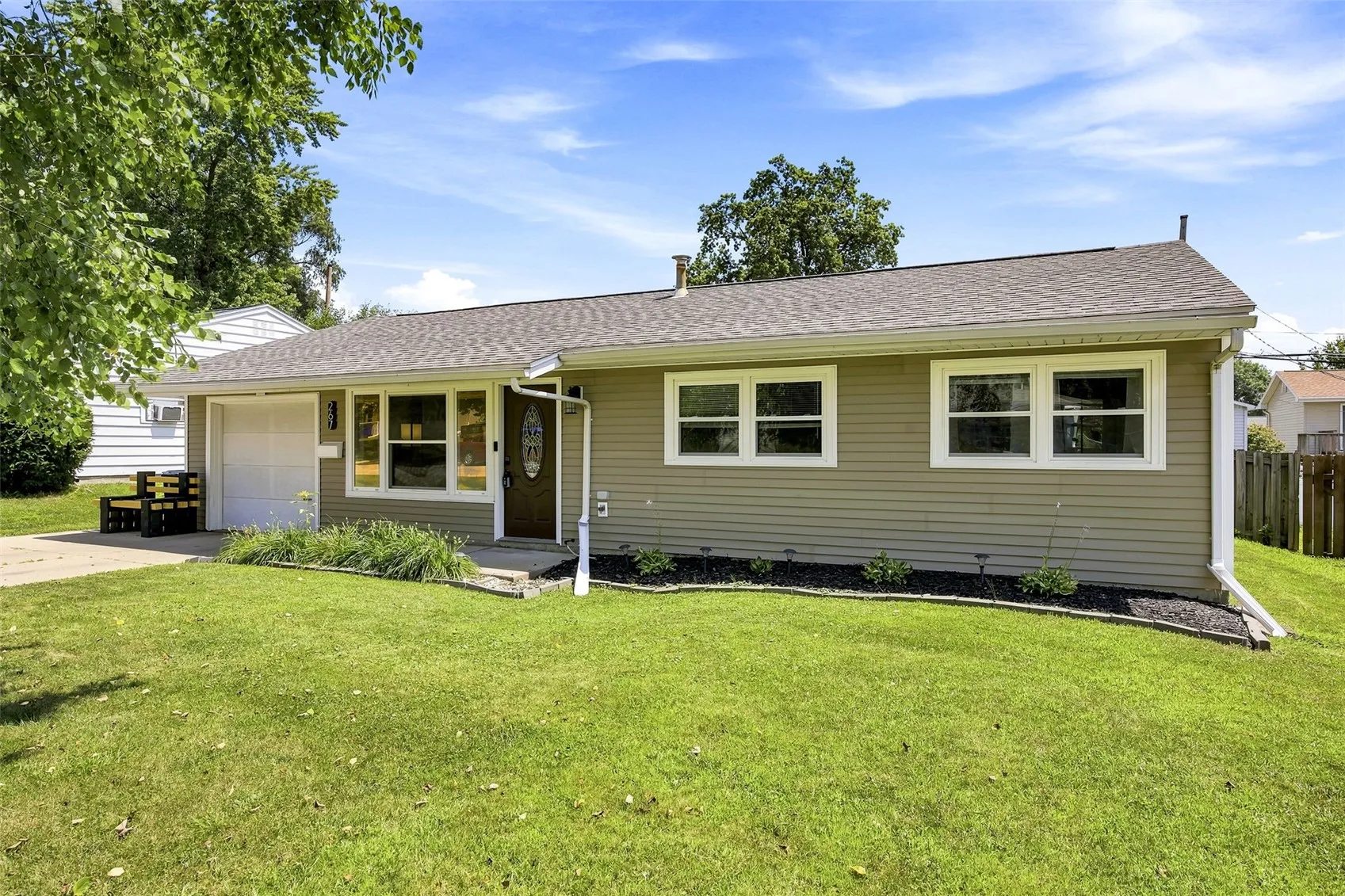 267 Drinkward Street NW, Cedar Rapids, Iowa 52405 – Property Featured Image