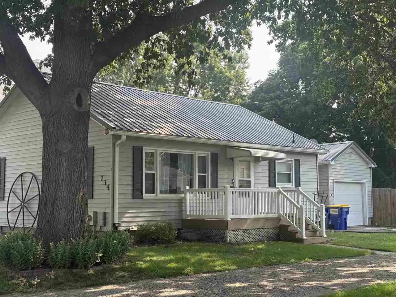 734 S 4th Ave, Washington, Iowa 52353-9317 – Property Featured Image
