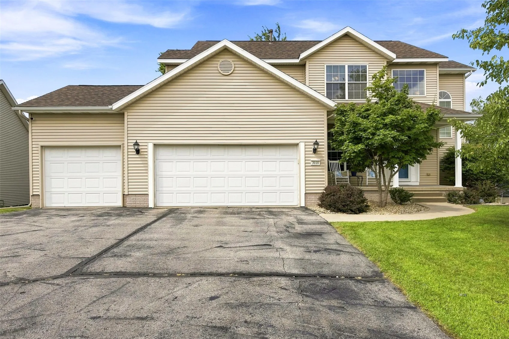 3018 27th Street SW, Cedar Rapids, Iowa 52404 – Property Featured Image