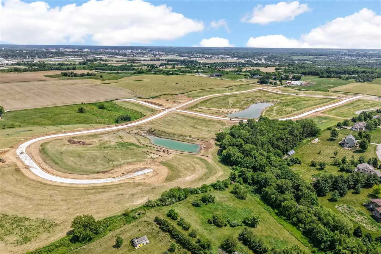 Hidden Lakes Lot #41, Iowa City, Iowa 52240 – Property Featured Image