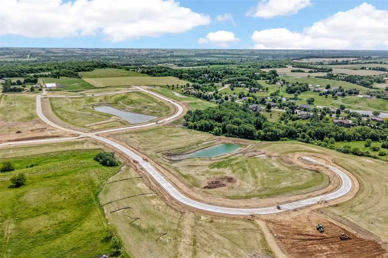 Hidden Lakes Lot #47, Iowa City, Iowa 52240 – Property Featured Image