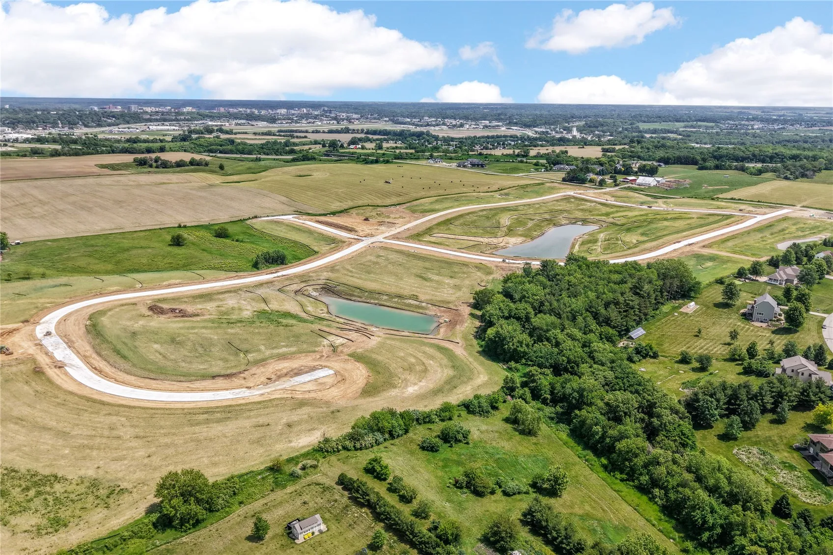 Hidden Lakes Lot #33, Iowa City, Iowa 52240 – Property Featured Image