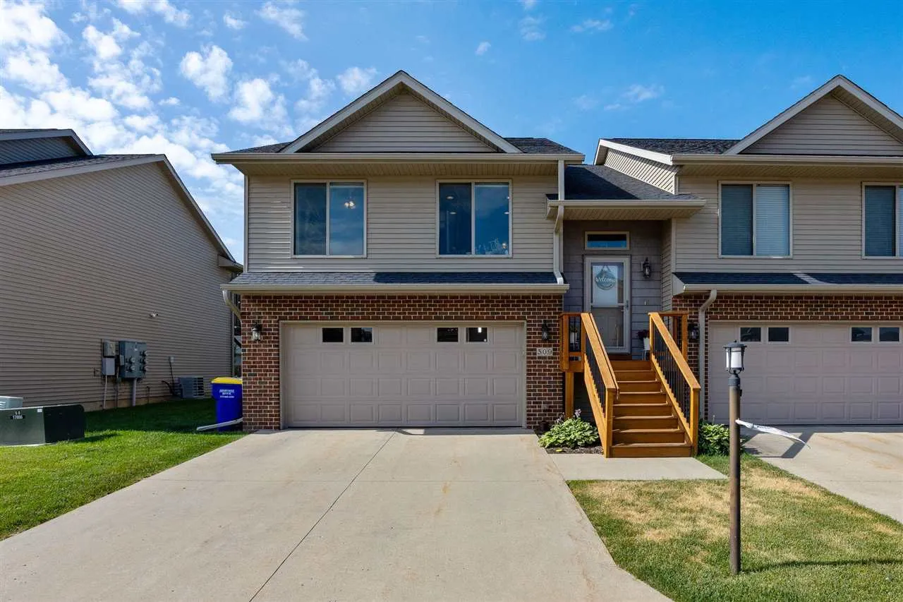 309 Piper, Solon, Iowa 52333 – Property Featured Image