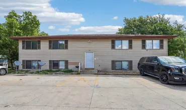 Hiawatha, Iowa 52233, Residential, Sale, MLS #202604653