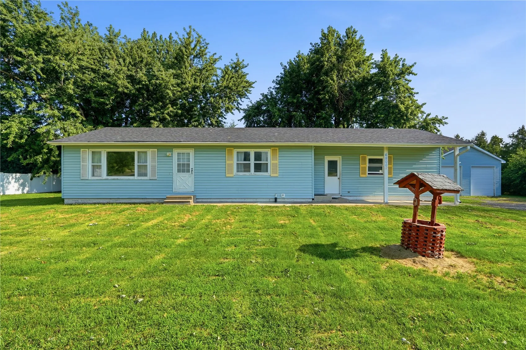 6900 Williams Blvd, Fairfax, Iowa 52228 – Property Featured Image
