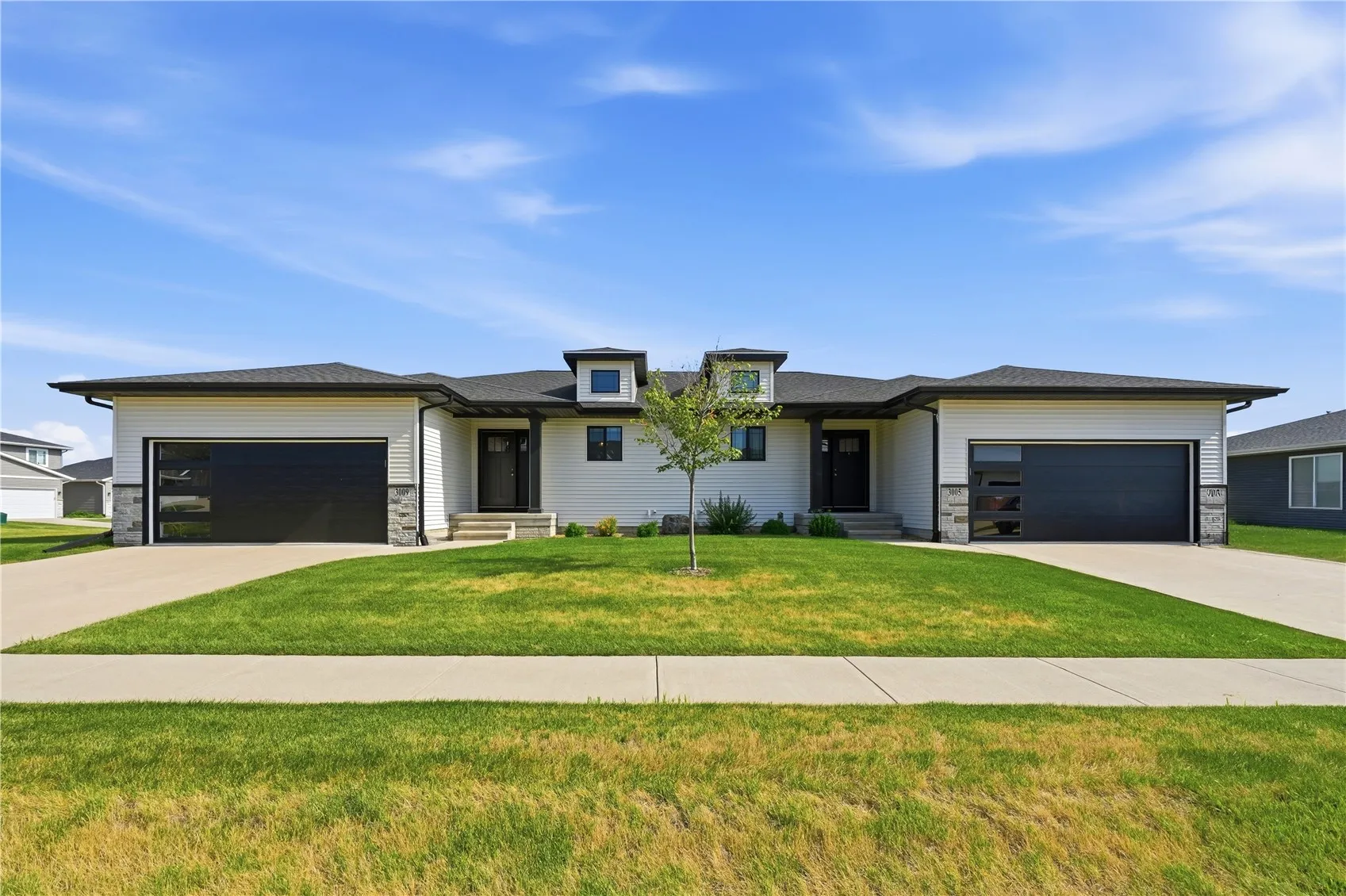 3009 Sherwood Drive, Marion, Iowa 52302 – Property Featured Image