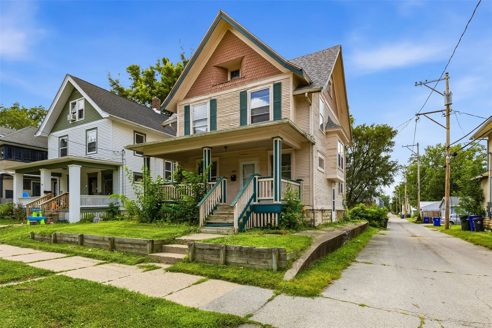 373 17th ST SE, Cedar Rapids, Iowa 52403 – Property Featured Image