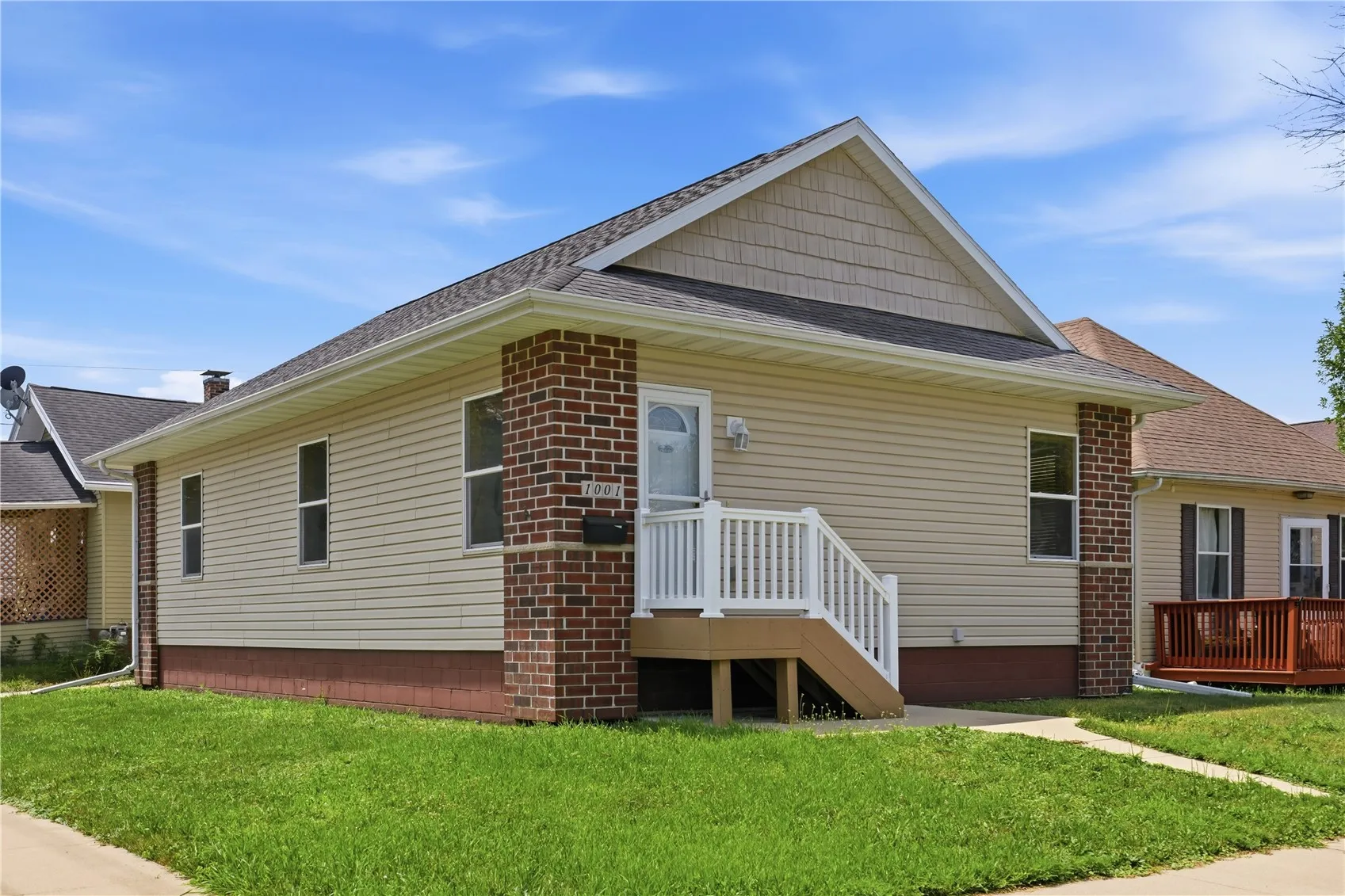 1001 H NW, Cedar Rapids, Iowa 52405 – Property Featured Image